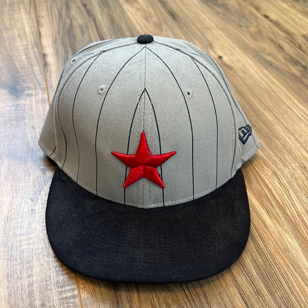 Fitted Hat